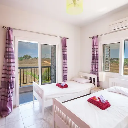 Adamantia * Agia Napa